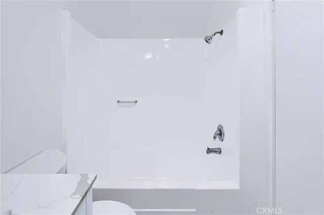 3002 E Via Siena, Anaheim, CA 92806