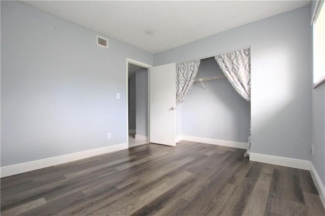 3413 NW 44th Street 107, Oakland Park, FL 33309