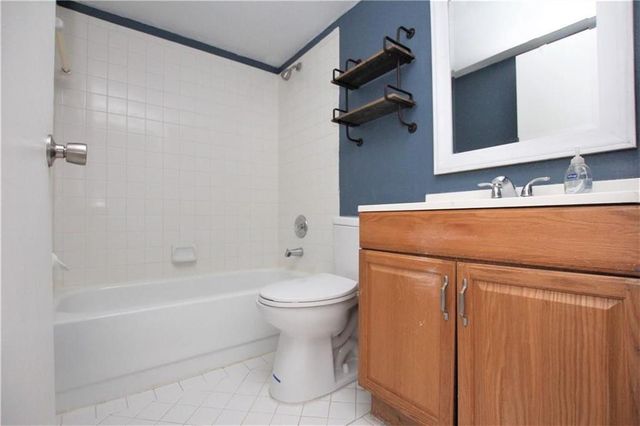 3413 NW 44th Street 107, Oakland Park, FL 33309