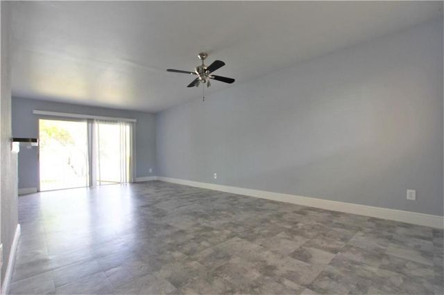 3413 NW 44th Street 107, Oakland Park, FL 33309