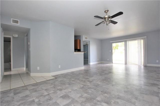 3413 NW 44th Street 107, Oakland Park, FL 33309