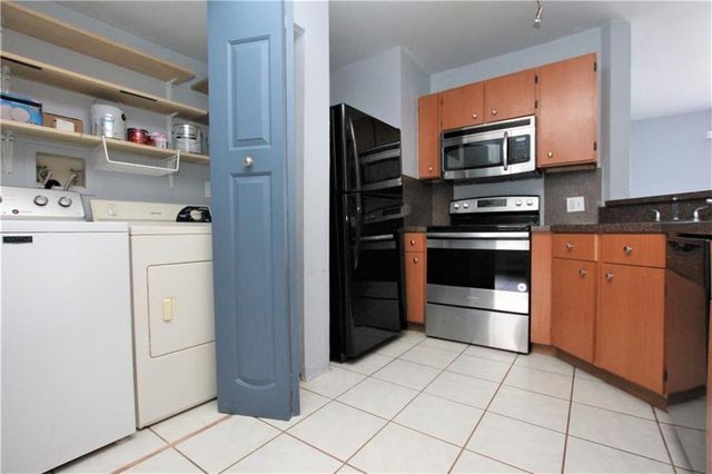 3413 NW 44th Street 107, Oakland Park, FL 33309