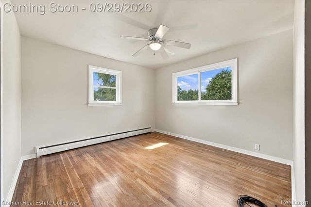 11 Jersey Street, Oxford Village, MI 48371