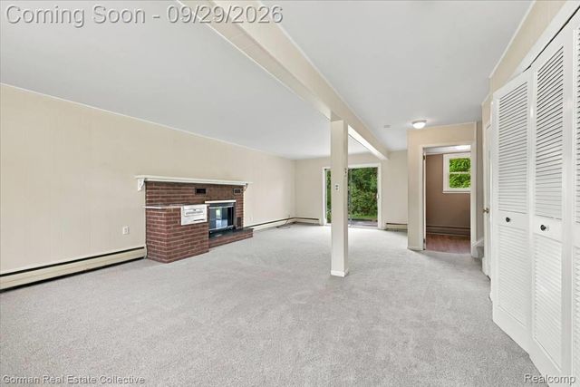 11 Jersey Street, Oxford Village, MI 48371