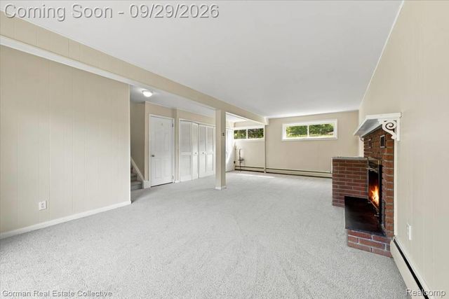 11 Jersey Street, Oxford Village, MI 48371