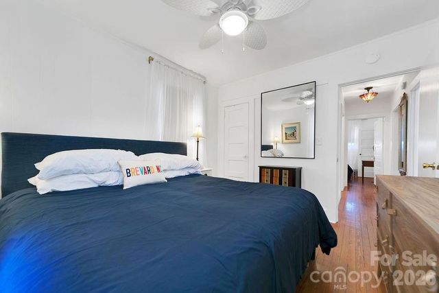 44 S Oaklawn Avenue, Brevard, NC 28712