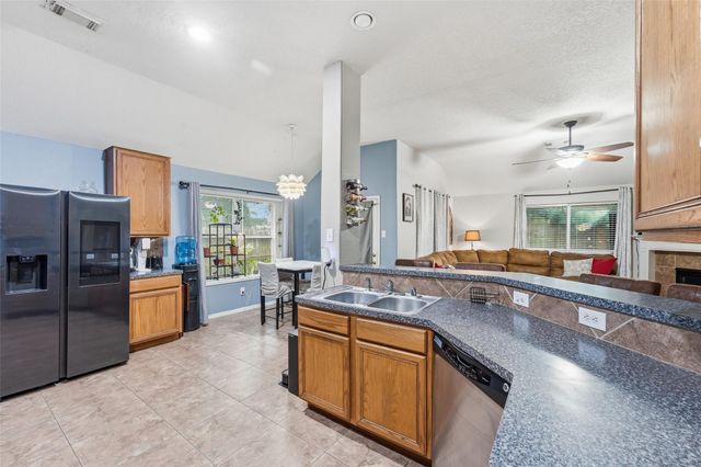 4231 Tree Moss Place, Humble, TX 77346