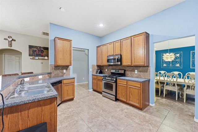 4231 Tree Moss Place, Humble, TX 77346