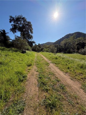 26413 N Lake Wohlford, Valley Center, CA 92082