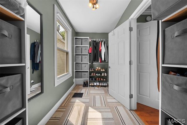 5515 S 37th Street, St Louis, MO 63116