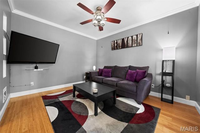 5515 S 37th Street, St Louis, MO 63116