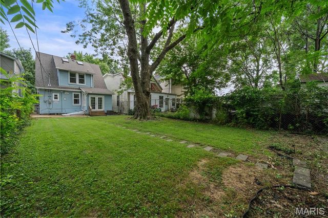 5515 S 37th Street, St Louis, MO 63116