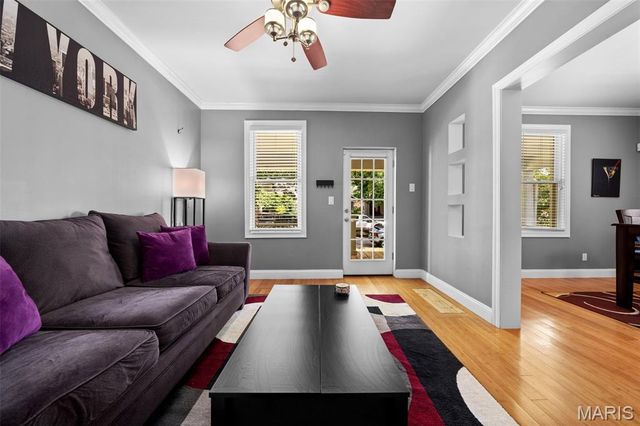 5515 S 37th Street, St Louis, MO 63116