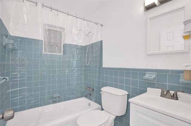 6110 SW 38th Street, Davie, FL 33314