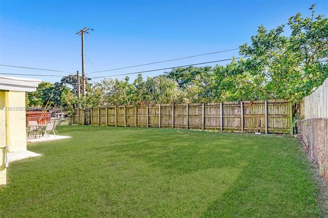 6110 SW 38th Street, Davie, FL 33314
