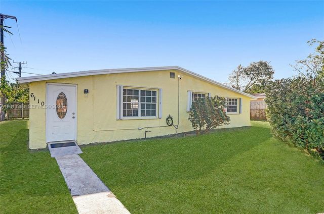 6110 SW 38th Street, Davie, FL 33314