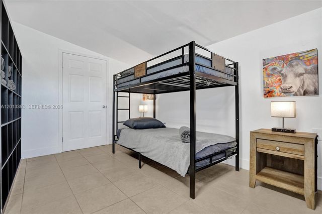 6110 SW 38th Street, Davie, FL 33314