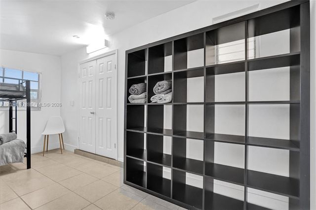 6110 SW 38th Street, Davie, FL 33314