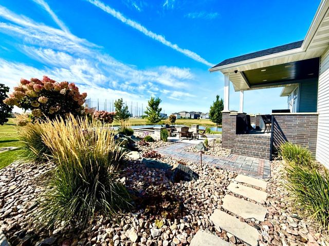 3282 47th Avenue S, Fargo, ND 58104