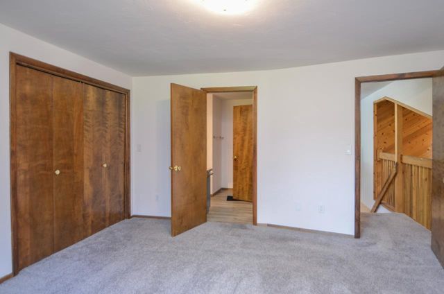 916 SQUARE TERRACE, Green Bay, WI 54313