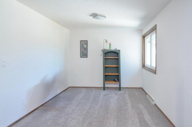 916 SQUARE TERRACE, Green Bay, WI 54313