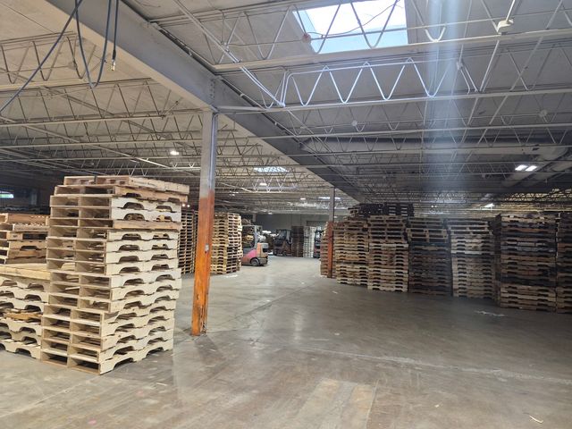 720 New Haven Avenue, Aurora, IL 60506
