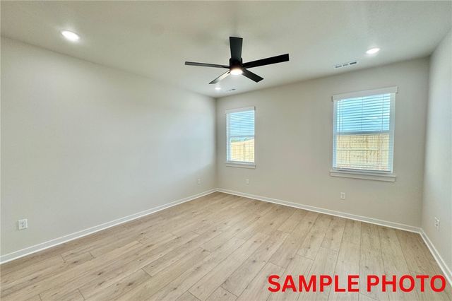 6007 SW Messenger Avenue, Bentonville, AR 72713