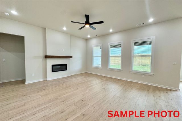 6007 SW Messenger Avenue, Bentonville, AR 72713