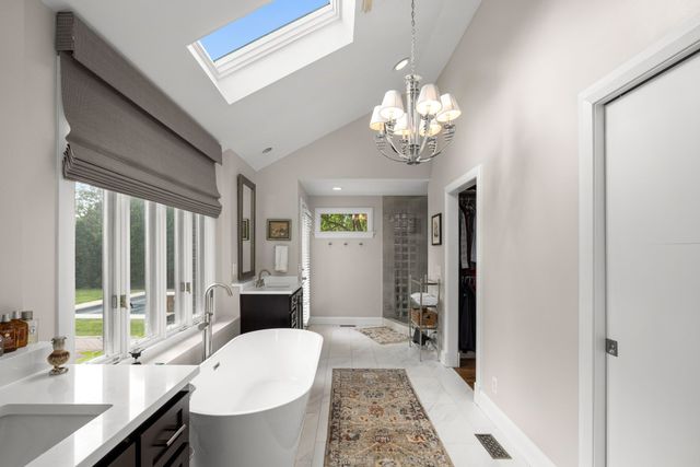 124 W Tyne Dr, Nashville, TN 37205