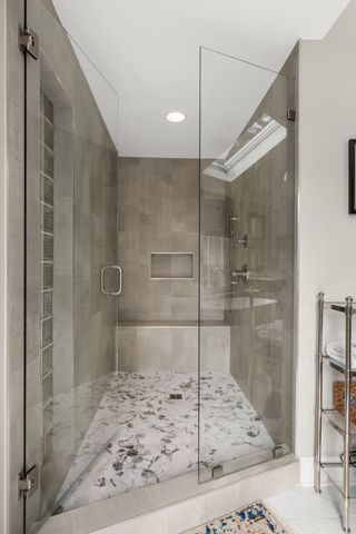 124 W Tyne Dr, Nashville, TN 37205