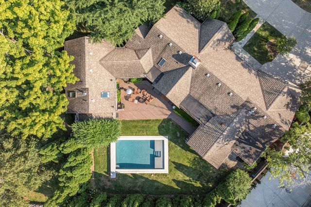 124 W Tyne Dr, Nashville, TN 37205