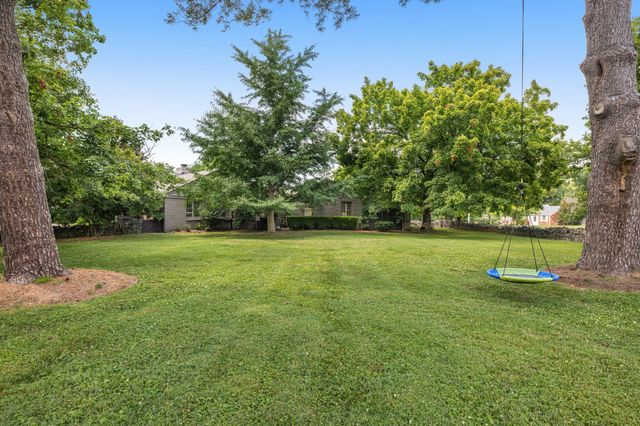 124 W Tyne Dr, Nashville, TN 37205