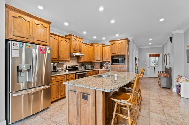 2834 Bolton Rd, Columbia, TN 38401