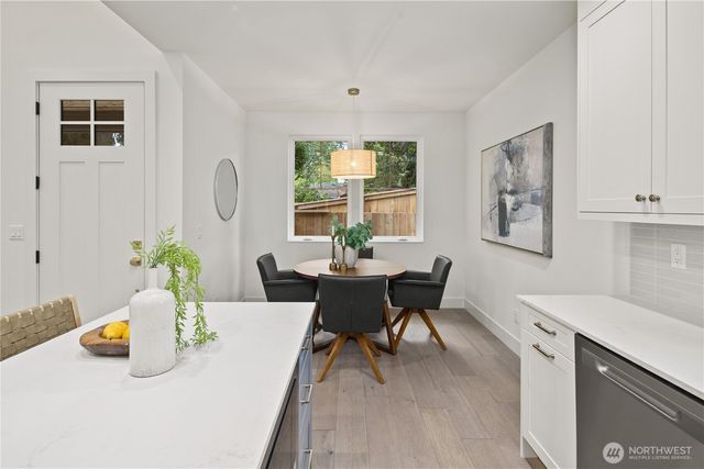 333 18th Avenue, Kirkland, WA 98033