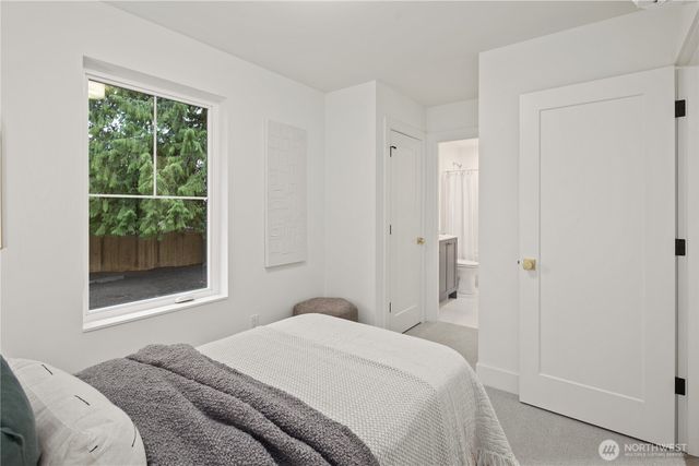 333 18th Avenue, Kirkland, WA 98033