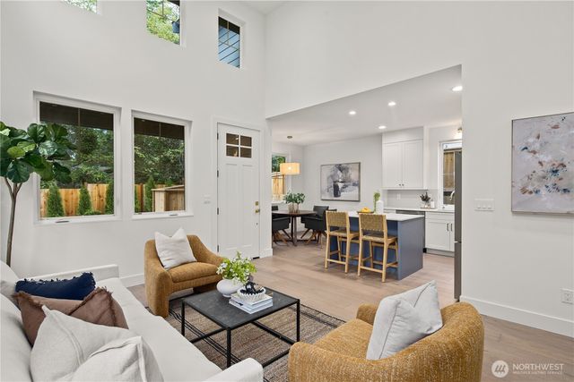 333 18th Avenue, Kirkland, WA 98033