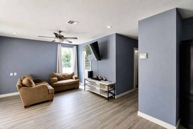 2111 County Road 3405, Cleveland, TX 77327