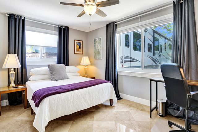 1041 SW 32nd Street, Fort Lauderdale, FL 33315