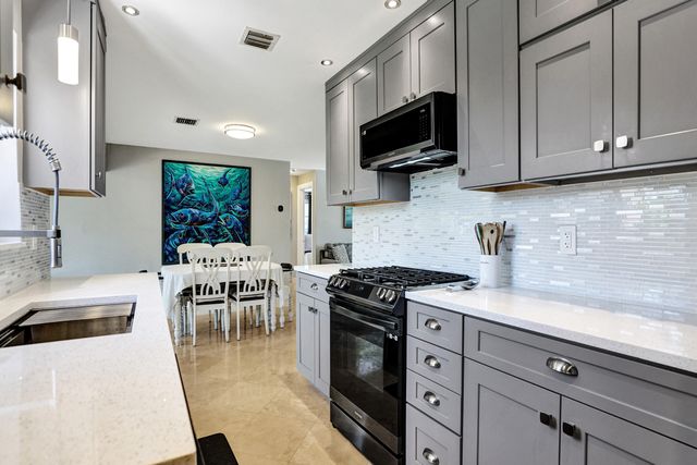 1041 SW 32nd Street, Fort Lauderdale, FL 33315