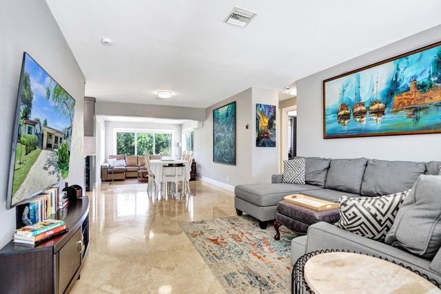 1041 SW 32nd Street, Fort Lauderdale, FL 33315