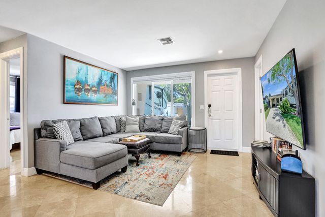 1041 SW 32nd Street, Fort Lauderdale, FL 33315
