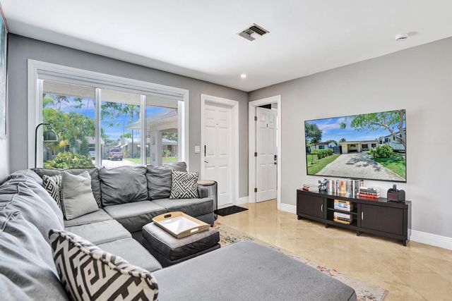 1041 SW 32nd Street, Fort Lauderdale, FL 33315