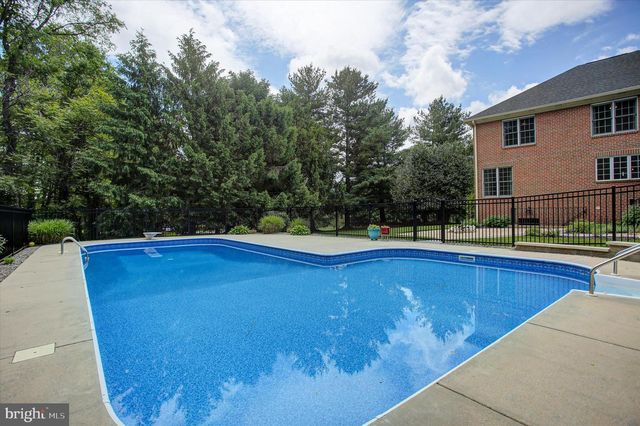 6618 NAHAL DR, Frederick, MD 21702