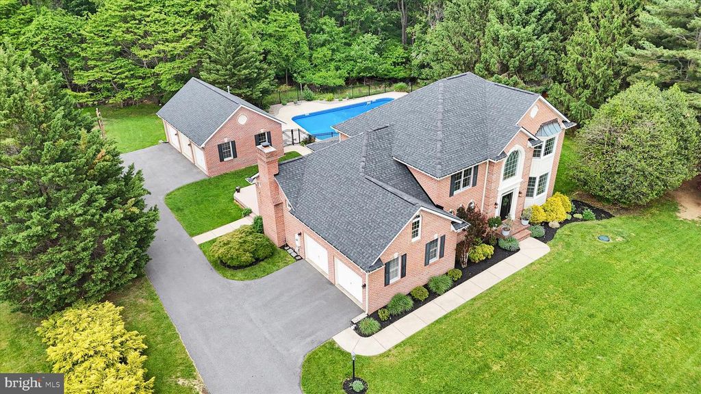 6618 NAHAL DR, Frederick, MD 21702