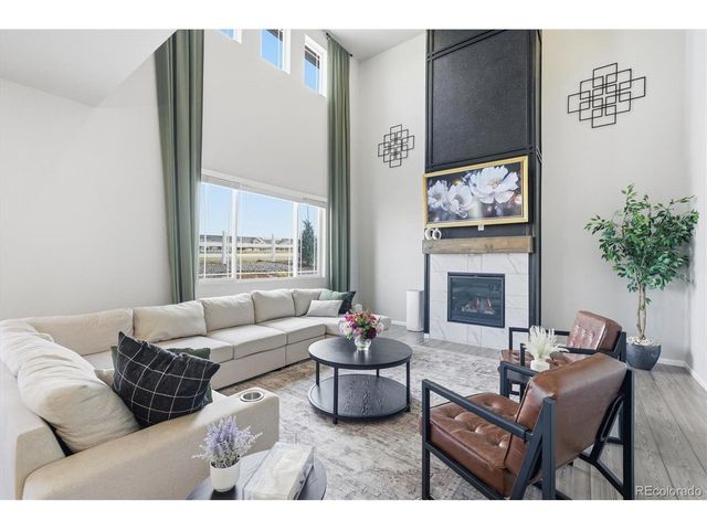1834 S De Gaulle Ct, Aurora, CO 80018