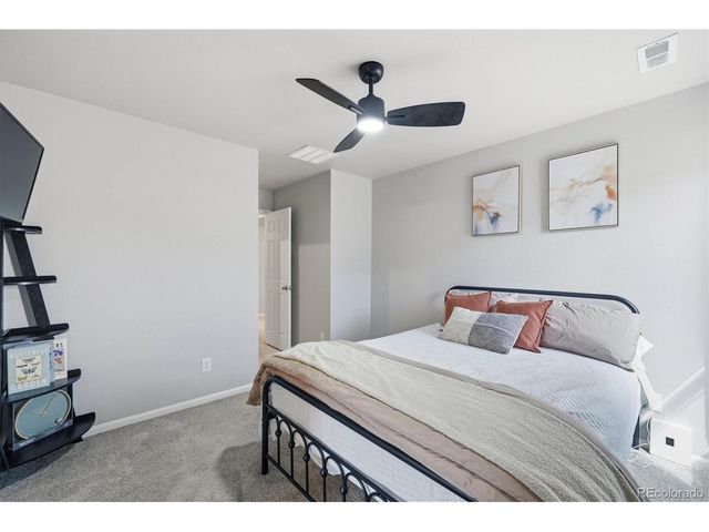 1834 S De Gaulle Ct, Aurora, CO 80018