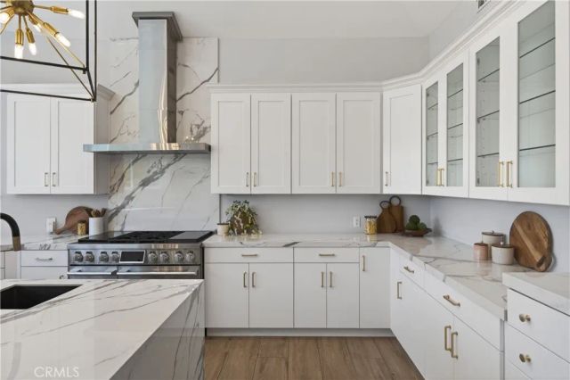 1377 Pathfinder Avenue, Westlake Village, CA 91362