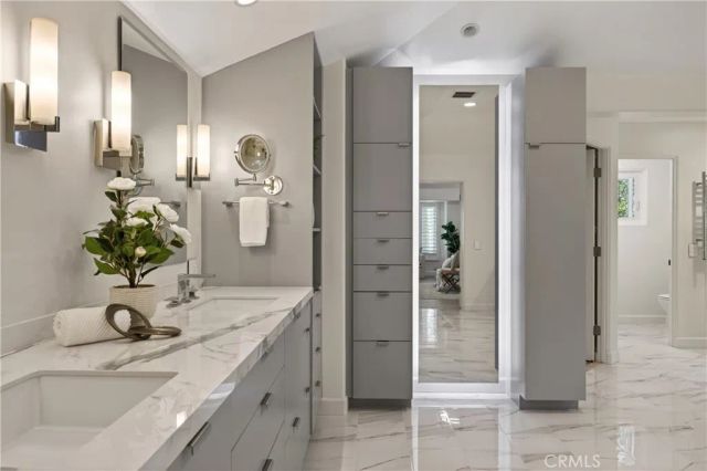1377 Pathfinder Avenue, Westlake Village, CA 91362