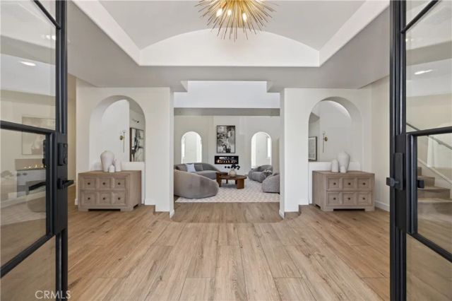 1377 Pathfinder Avenue, Westlake Village, CA 91362