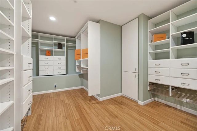 1377 Pathfinder Avenue, Westlake Village, CA 91362